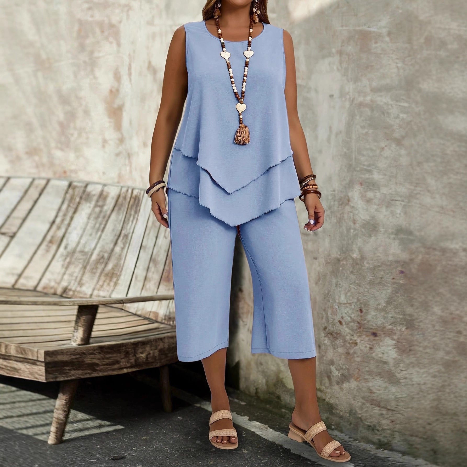 Casual Solid-Color Sleeveless Top & Cropped Pants Two-Piece Set